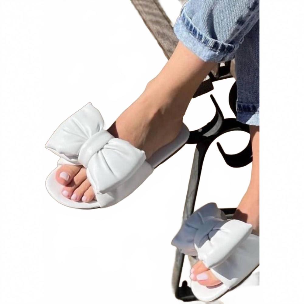 NEW CARRANO patti bow flat sadnals in off white
